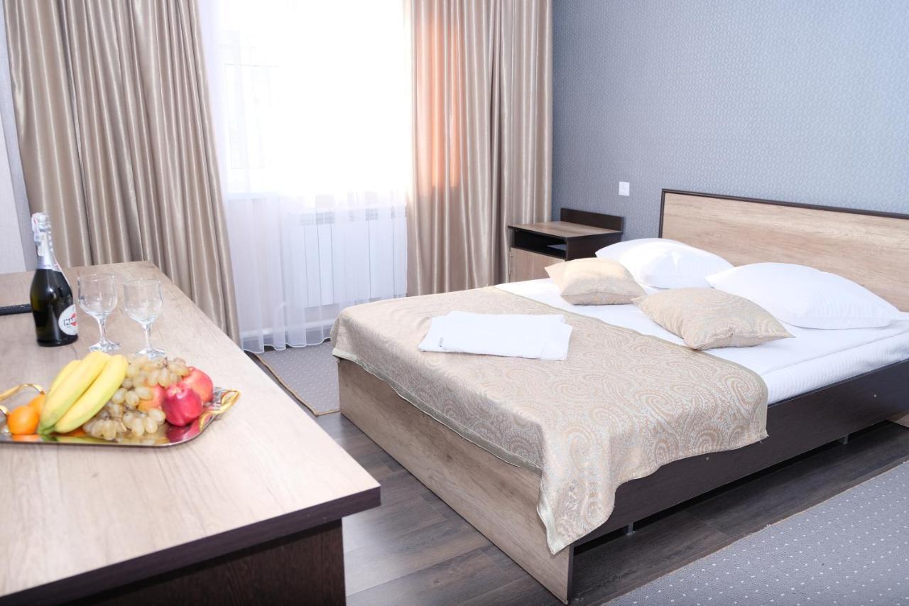 Orient Otel Osh Dış mekan fotoğraf