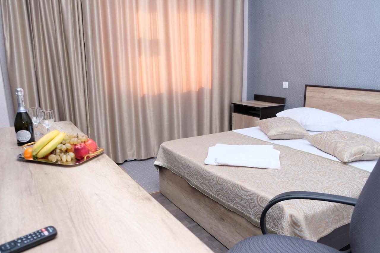 Orient Otel Osh Dış mekan fotoğraf
